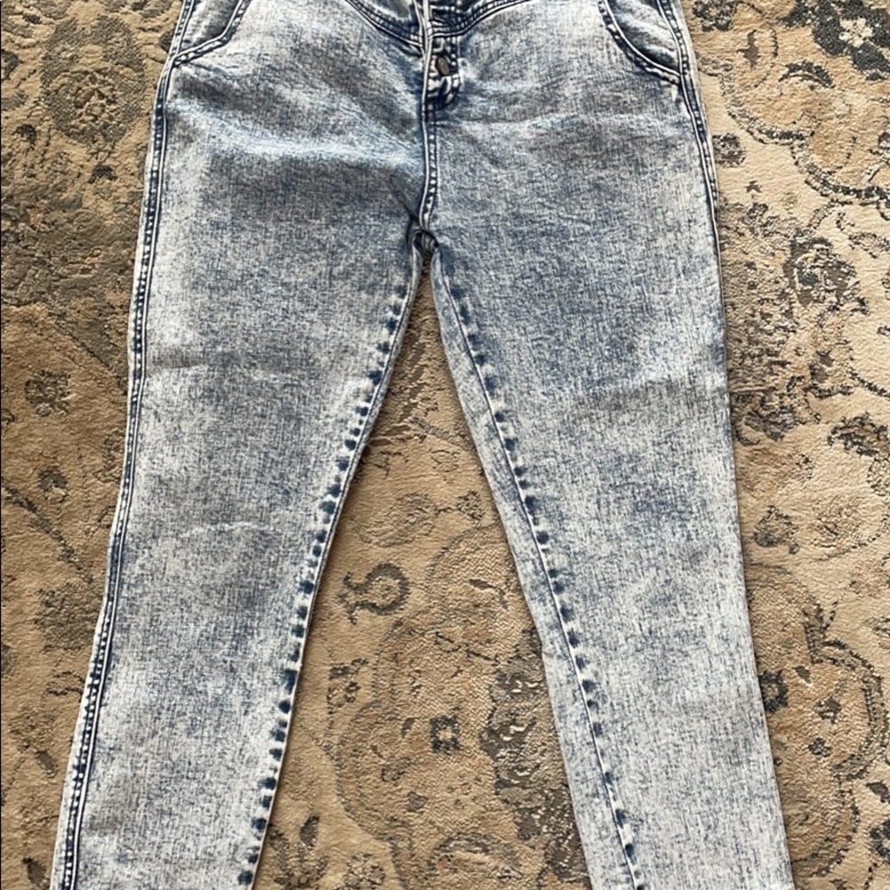 Small Jeans